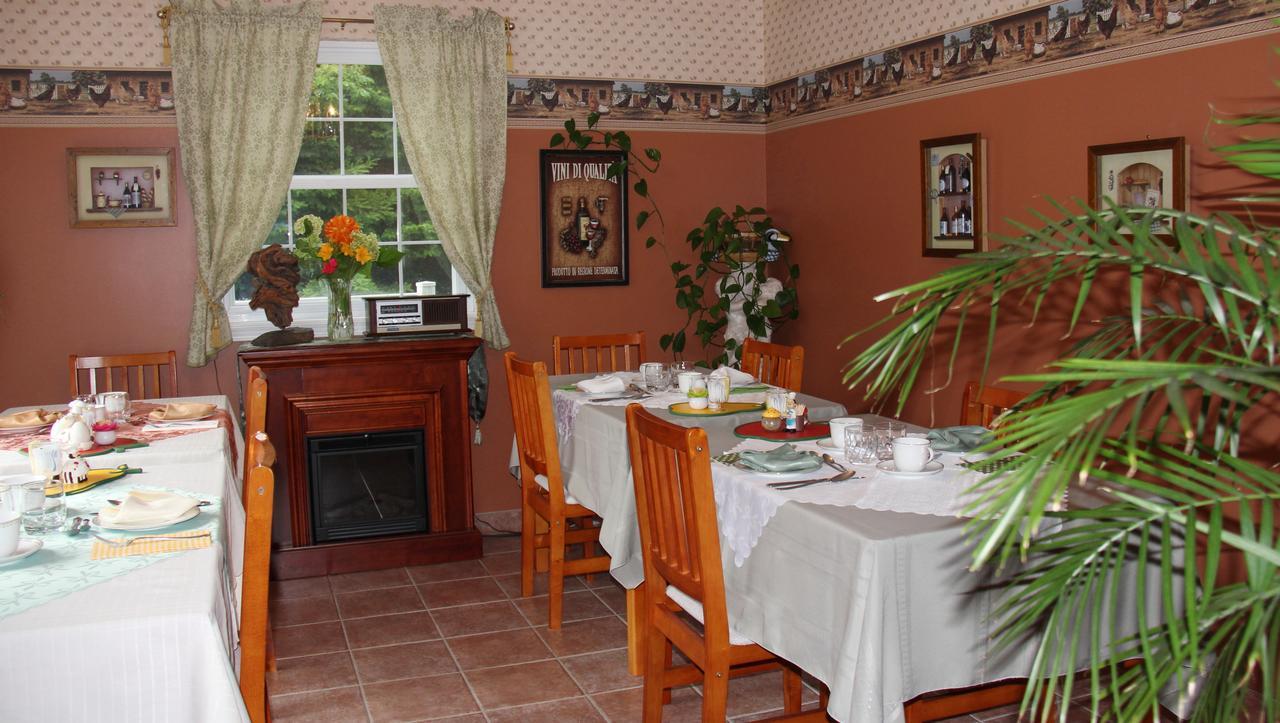 Arkadia Eastman B&B Exterior foto
